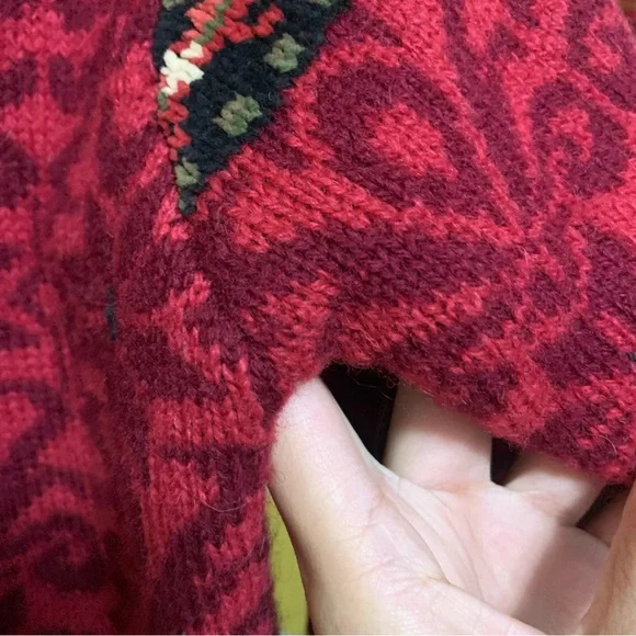 Icelandic Design Red Wool Lined Nordic Holiday Clasps Front Cardigan Size Small - Picture 11 of 13